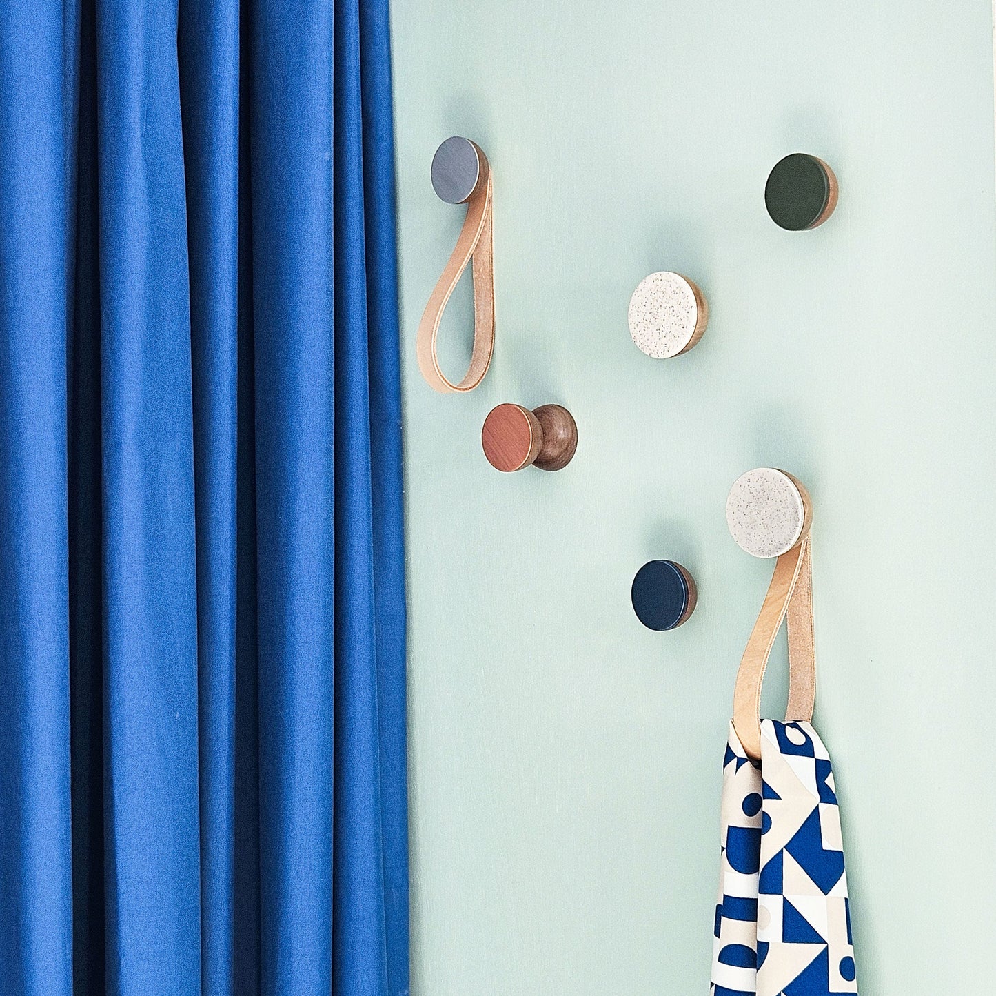 Round Walnut Wall Hook – Grey Ceramic & Leather Strap-3